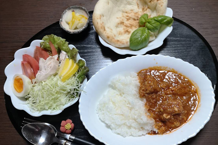 かけるだけ！かつおスパイスカレー