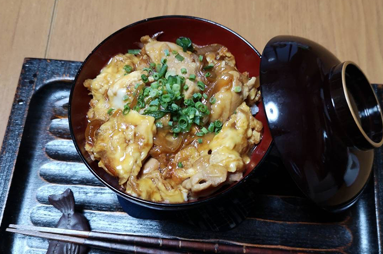 虎節のたれで簡単！親子丼！